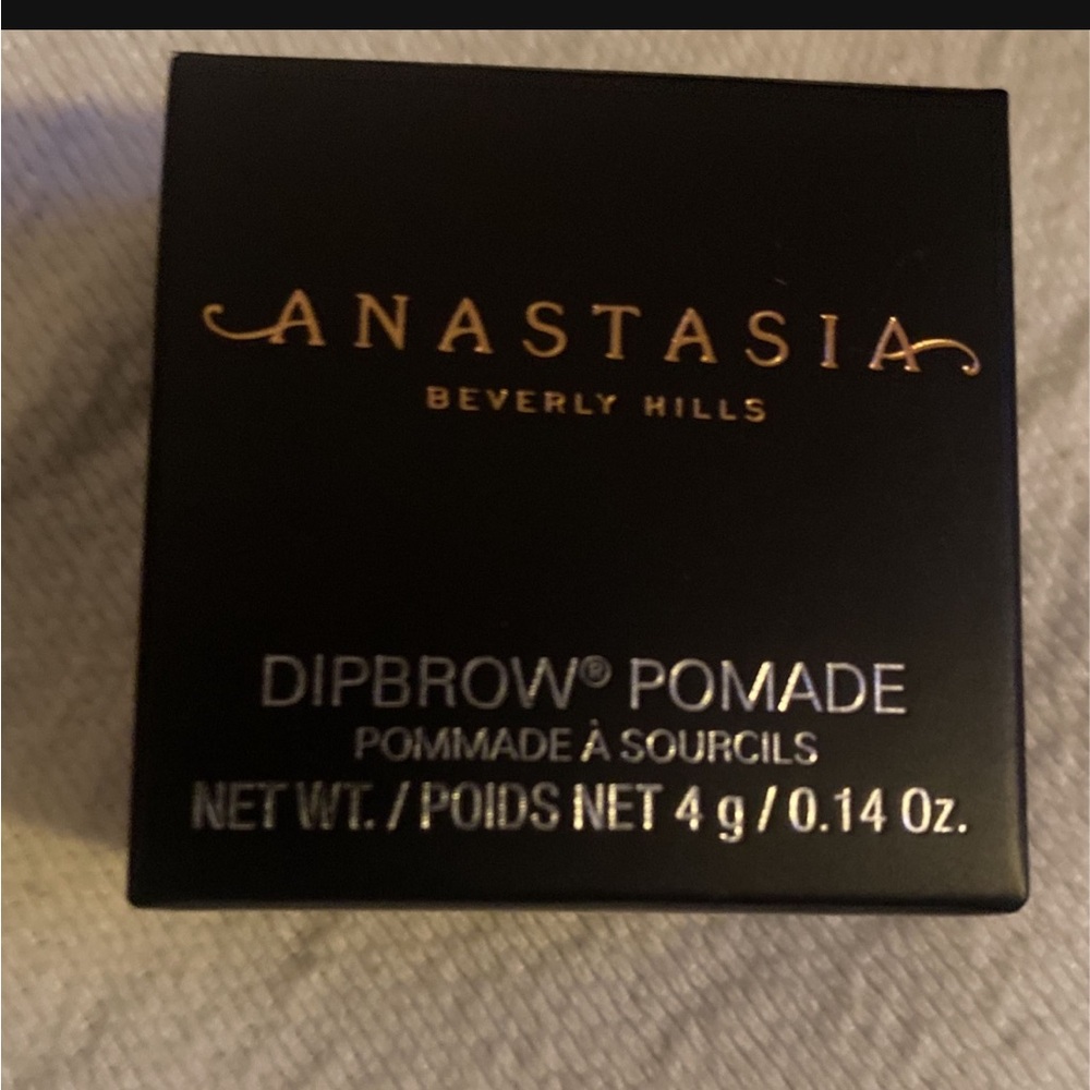 Anastasia Beverly Hills Black Pomade